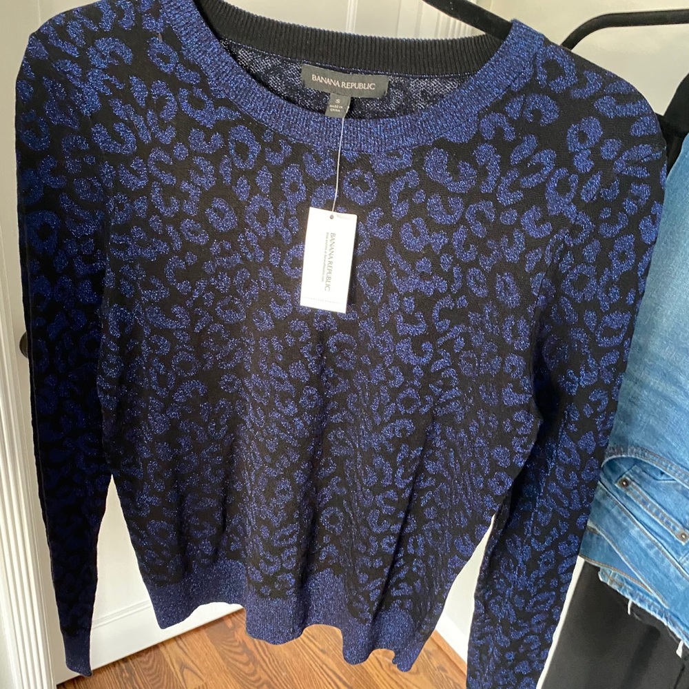 NWT- Banana Republic navy leopard print sweater